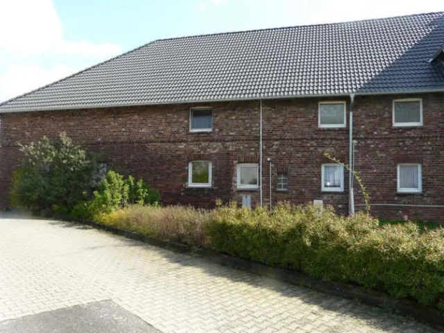 Zwangsversteigerung Zweifamilienhaus in Soest – Objektfoto