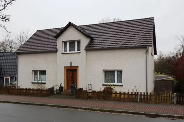 Zwangsversteigerung Einfamilienhaus in Cunewalde: Objektfoto