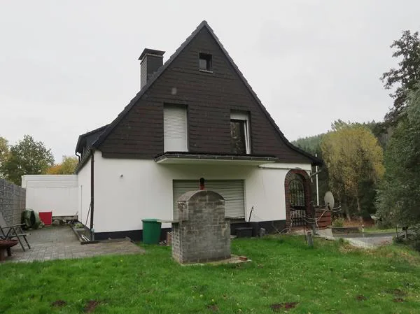 Zwangsversteigerung Einfamilienhaus in Neuenrade: Objektfoto