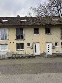 Zwangsversteigerung Reihenhaus in Duisburg: Objektfoto