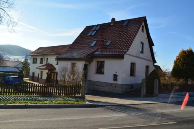 Zwangsversteigerung Einfamilienhaus in Neubrunn: Objektfoto