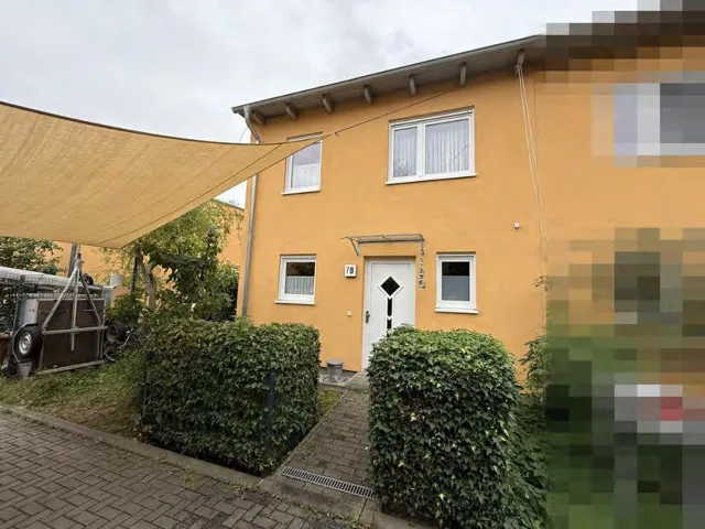 Zwangsversteigerung Doppelhaushälfte in Dresden: Objektfoto