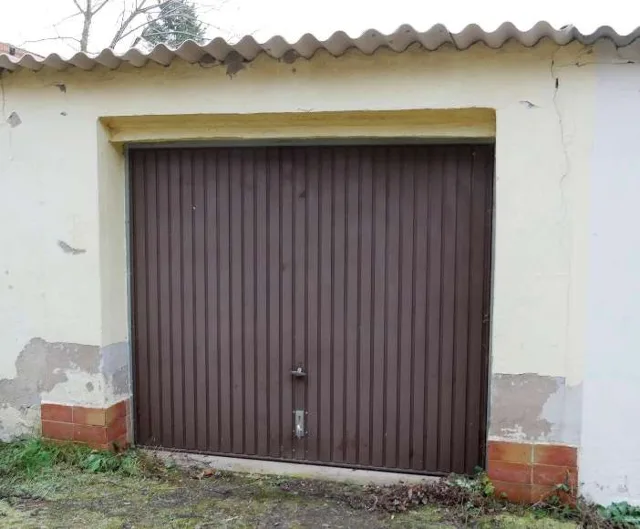 Zwangsversteigerung Stellplatz/Garage in Sangerhausen – Objektfoto