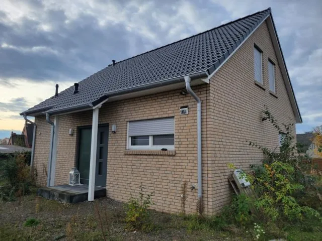 Zwangsversteigerung Einfamilienhaus in Hüllhorst: Objektfoto