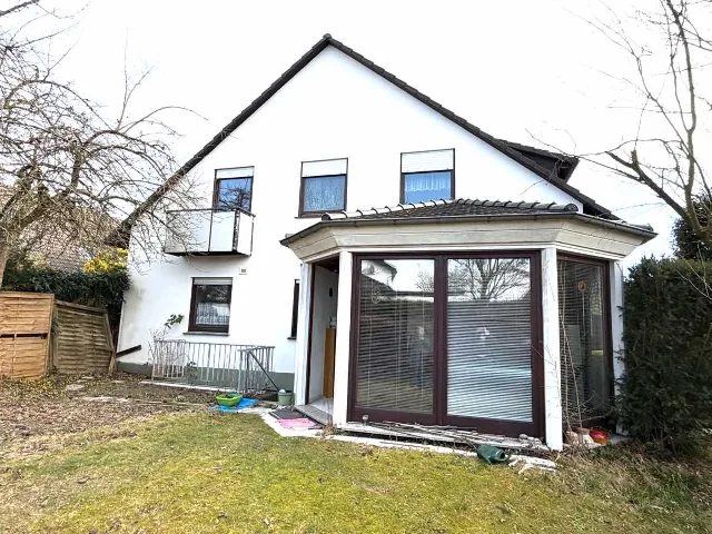Zwangsversteigerung Reihenhaus in Bad Salzuflen – Objektfoto