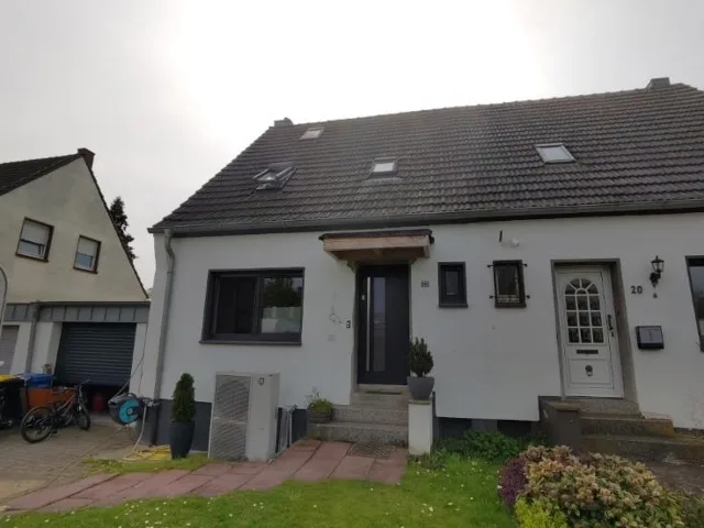 Zwangsversteigerung Doppelhaushälfte in Willich: Objektfoto
