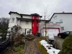 Zwangsversteigerung Einfamilienhaus in Stegaurach: Objektfoto