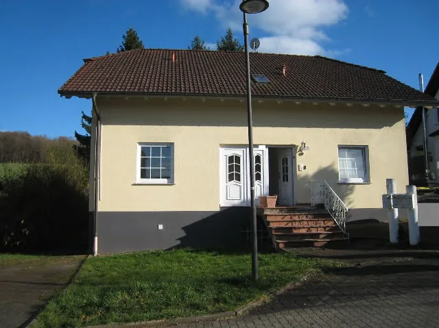 Zwangsversteigerung Einfamilienhaus in Hirzenhain: Objektfoto
