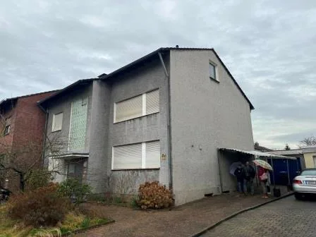 Zwangsversteigerung Zweifamilienhaus in Luenen: Objektfoto