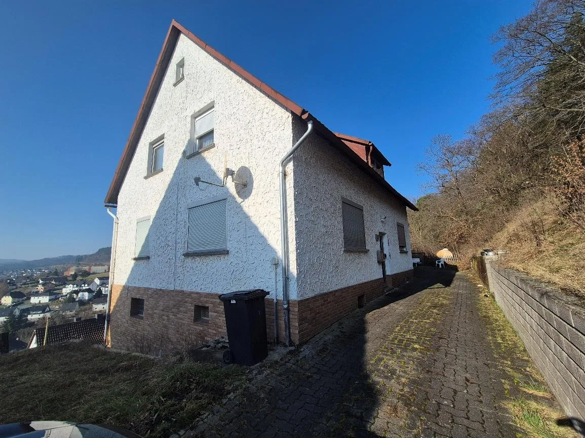 Hauptfassade des Hauses, Frontansicht