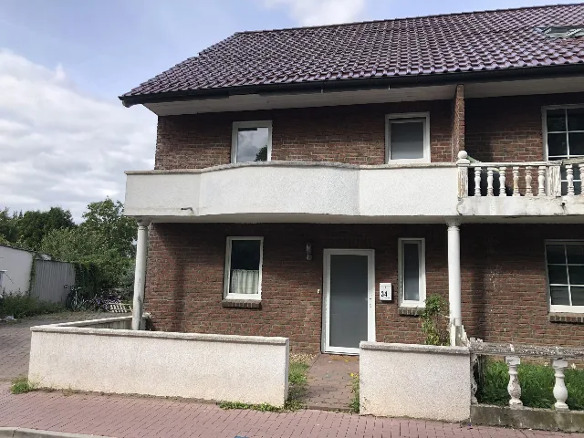 Zwangsversteigerung Reihenhaus in Rinteln: Objektfoto