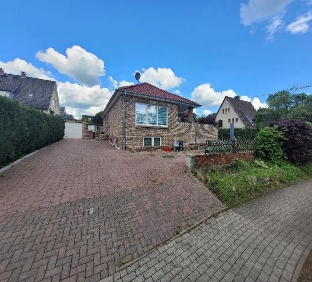 Zwangsversteigerung Einfamilienhaus in Deutsch Evern: Objektfoto