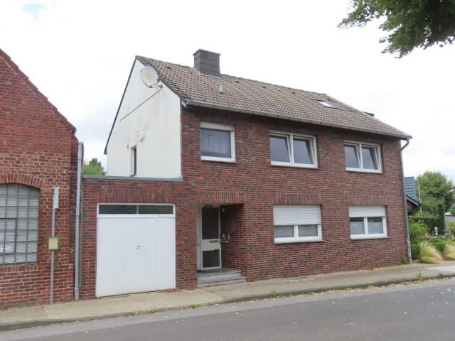 Zwangsversteigerung Einfamilienhaus in Titz: Objektfoto