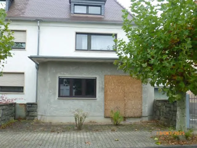 Zwangsversteigerung Einfamilienhaus in Mörfelden-Walldorf: Objektfoto