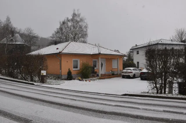 Zwangsversteigerung Einfamilienhaus in Zwickau: Objektfoto