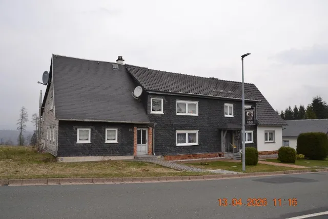 Zwangsversteigerung Einfamilienhaus in Föritztal: Objektfoto