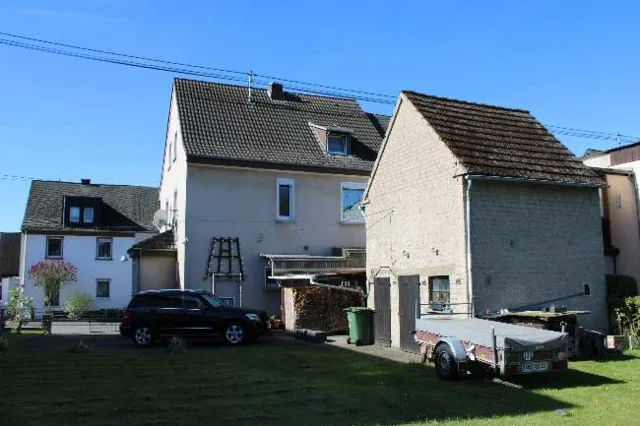 Zwangsversteigerung Einfamilienhaus in Nauort: Objektfoto