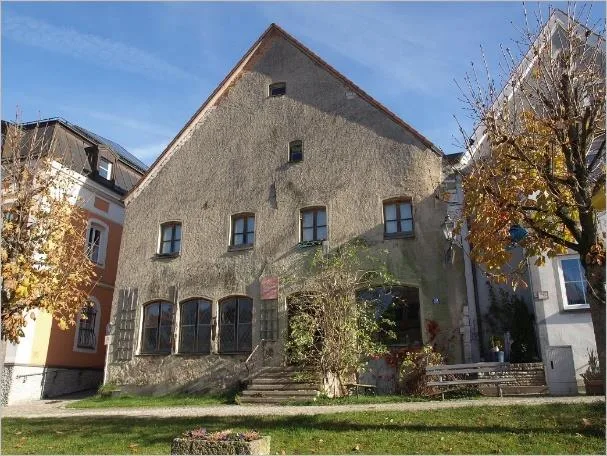 Zwangsversteigerung Wohn-/Geschäftshaus in Velburg: Objektfoto