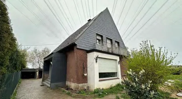 Zwangsversteigerung Stellplatz/Garage in Wesel: Objektfoto