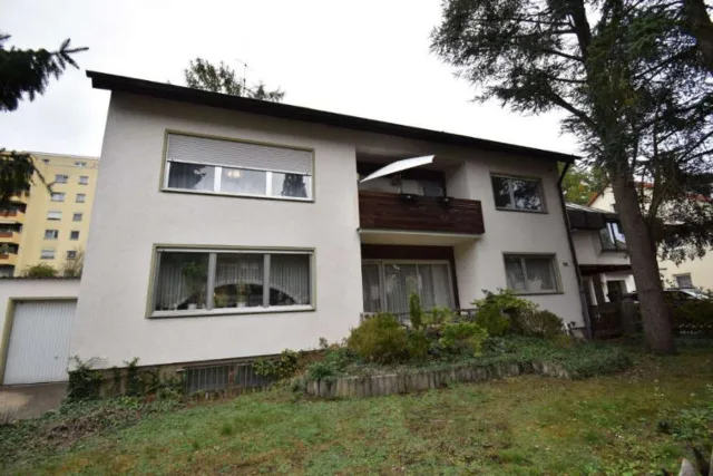 Zwangsversteigerung Stellplatz/Garage in Nürnberg: Objektfoto