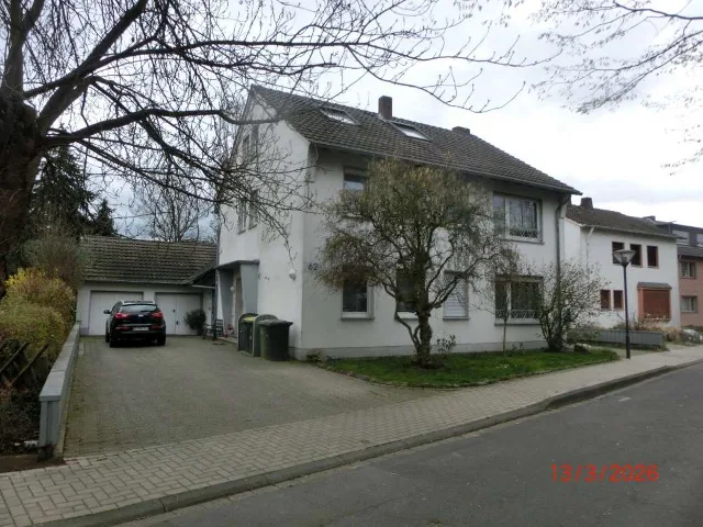 Zwangsversteigerung Zweifamilienhaus in Troisdorf: Objektfoto