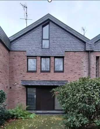 Zwangsversteigerung Reihenhaus in Meerbusch: Objektfoto