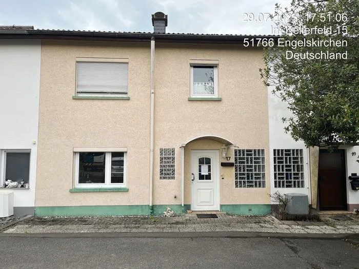 Außenansicht Reihenhaus, Im Kelterfeld 15, 51766 Engelskirchen (Datumsstempel im Bild)