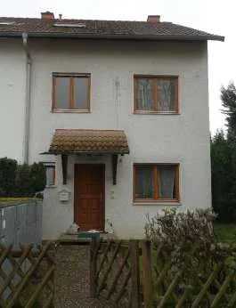 Zwangsversteigerung Reihenhaus in Frankfurt am Main: Objektfoto