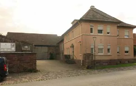 Zwangsversteigerung Zweifamilienhaus in Höxter: Objektfoto