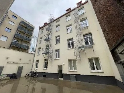 Zwangsversteigerung Mehrfamilienhaus in Frankfurt am Main: Objektfoto