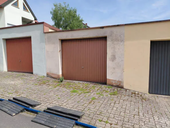 Zwangsversteigerung Stellplatz/Garage in Gochsheim – Objektfoto
