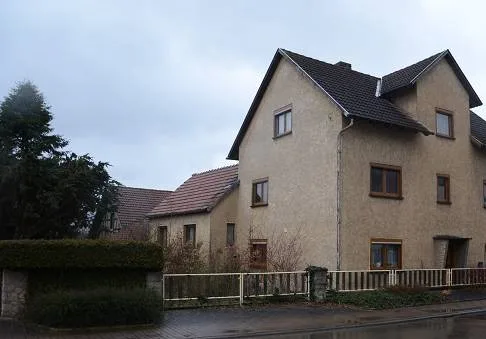 Zwangsversteigerung Zweifamilienhaus in Breitungen: Objektfoto