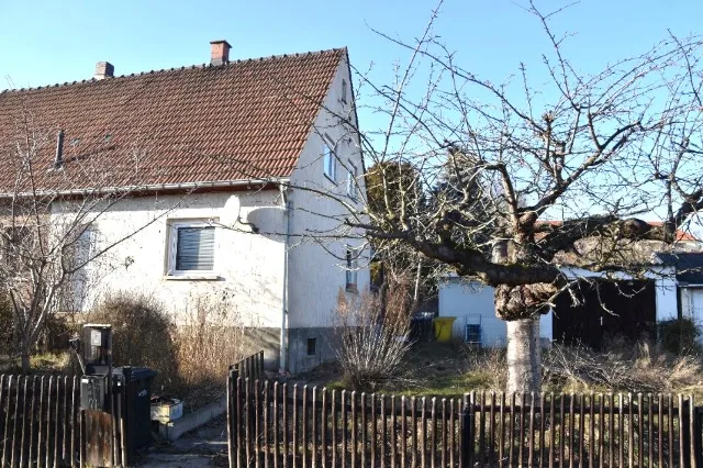 Zwangsversteigerung Einfamilienhaus in Zwickau: Objektfoto
