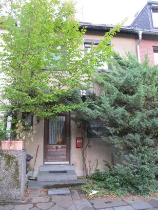 Zwangsversteigerung Einfamilienhaus in Duesseldorf – Objektfoto