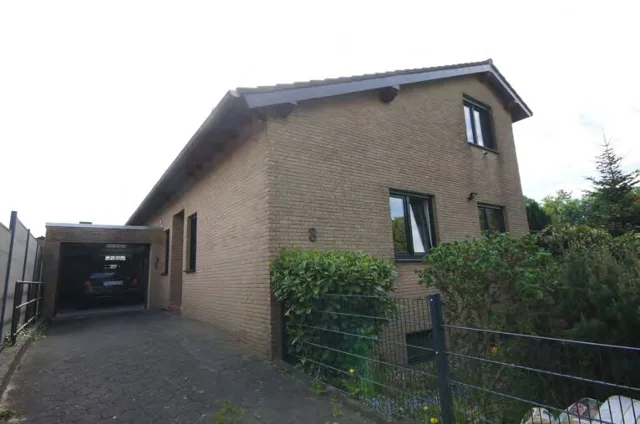 Zwangsversteigerung Einfamilienhaus in Paderborn: Objektfoto