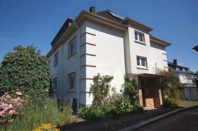Zwangsversteigerung Mehrfamilienhaus in Paderborn: Objektfoto