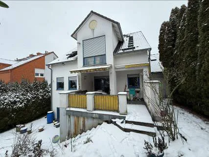 Zwangsversteigerung Einfamilienhaus in Idstein – Objektfoto