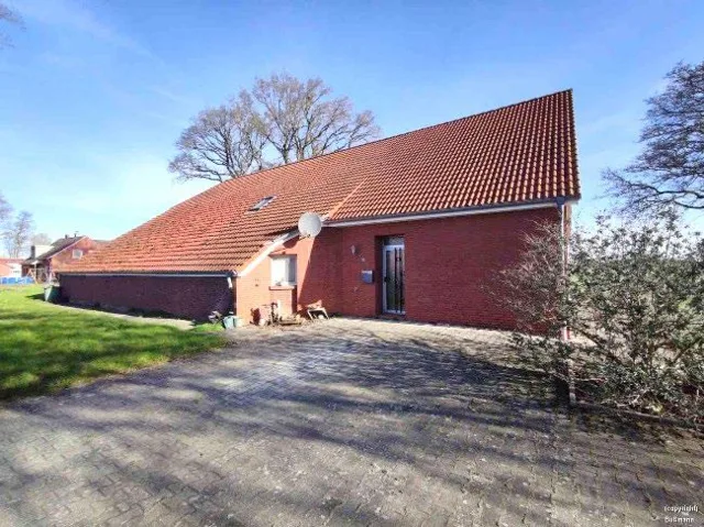 Zwangsversteigerung Einfamilienhaus in Rhede (Ems): Objektfoto