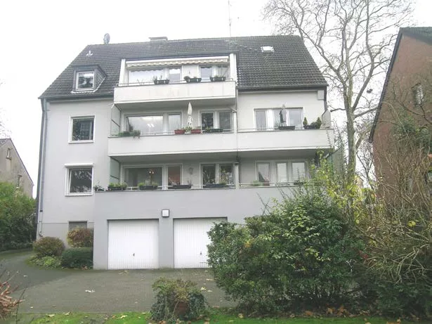 Zwangsversteigerung Mehrfamilienhaus in Duesseldorf: Objektfoto