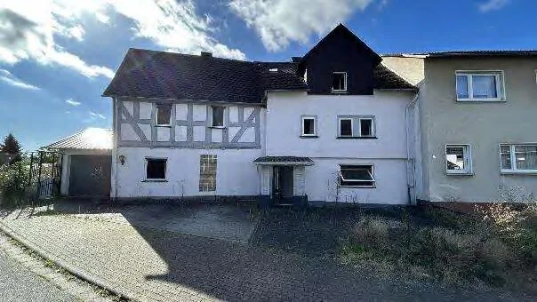 Zwangsversteigerung Einfamilienhaus in Sinn: Objektfoto