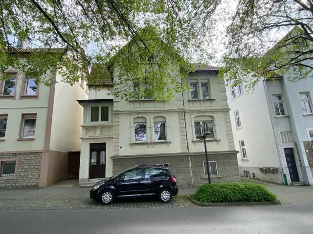 Zwangsversteigerung Zweifamilienhaus in Detmold: Objektfoto
