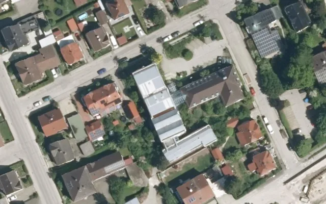 Amtliches Luftbild der Objektlage