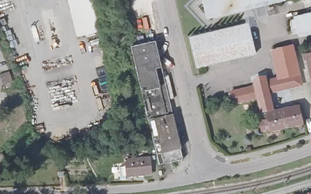 Amtliches Luftbild der Objektlage