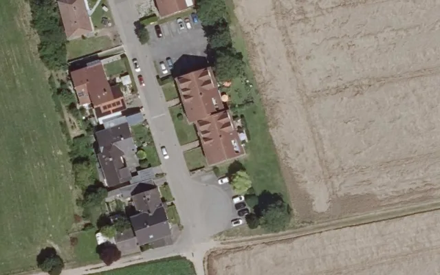 Amtliches Luftbild der Objektlage
