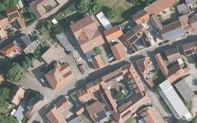 Amtliches Luftbild der Objektlage