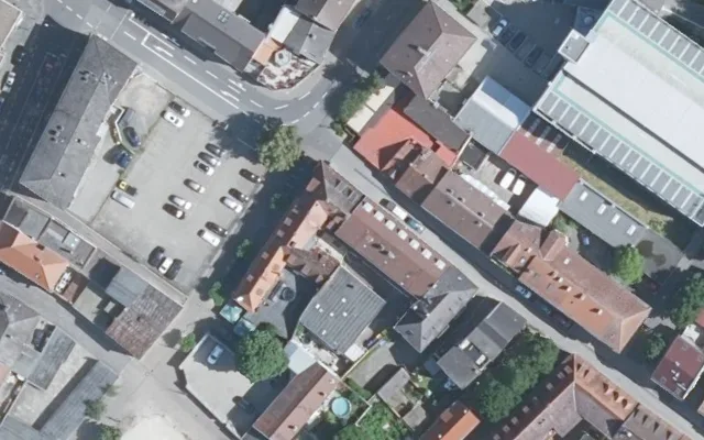 Amtliches Luftbild der Objektlage