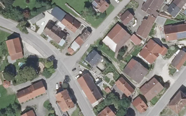 Amtliches Luftbild der Objektlage