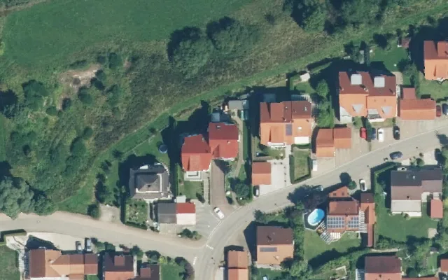 Amtliches Luftbild der Objektlage
