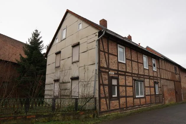 Zwangsversteigerung Einfamilienhaus in Hötensleben: Objektfoto