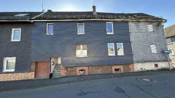 Zwangsversteigerung Einfamilienhaus in Haiger: Objektfoto
